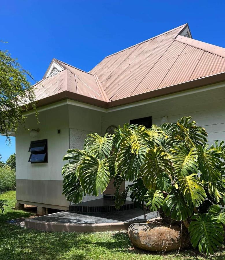 Fare Ape Bungalow F3 Atypical Local Style Faaa Buitenkant foto